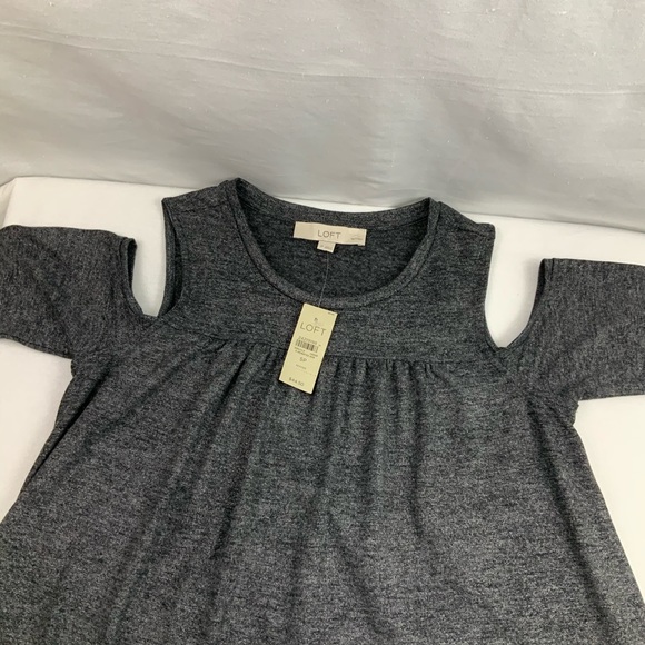 LOFT Gray Cold Shoulder Top Size S - Picture 3 of 5